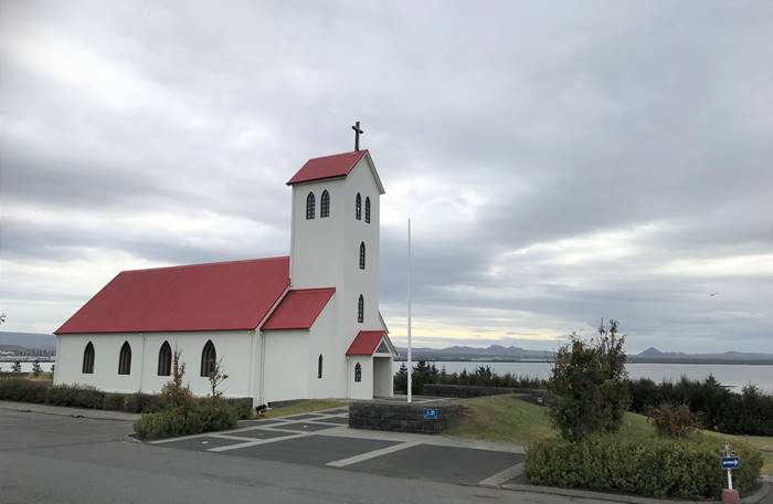 Garðakirkja á Álftanesi - mynd: hsh