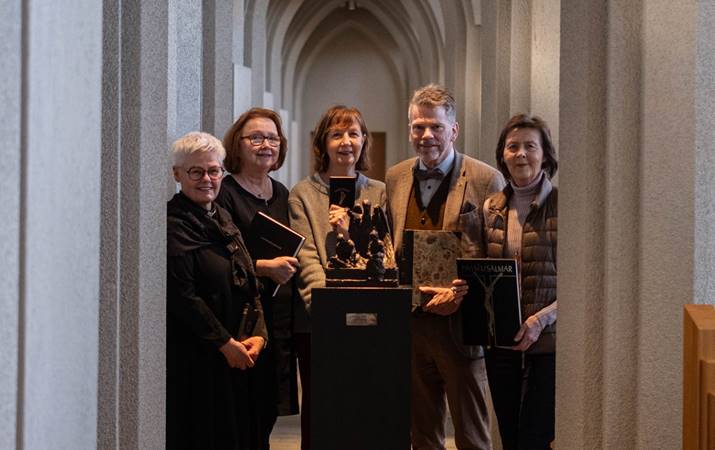 Sr. Irma Sjöfn, Svanhildur, Margrét, Einar og Steinunnun-mynd Hilmar Þ. Hilmarsson