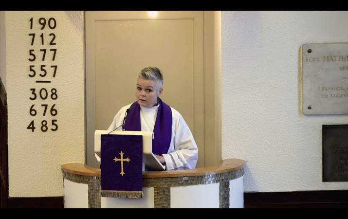 Sr. Hildur Eir Bolladóttir