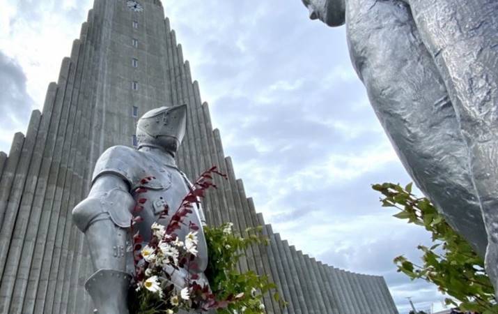 Listaverk á Hallgrímstorgi - mynd: Sigurður Árni Þórðarson