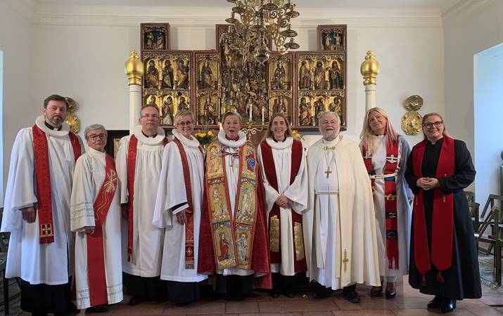 Að lokinni vígslu sr. Aldísar Rutar í Hóladómkirkju í dag