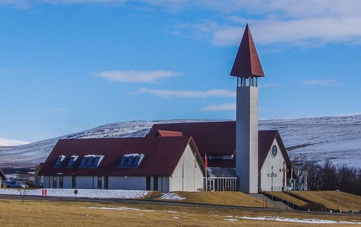 Reykholtskirkja í Borgarfirði - mynd: Guðlaugur Óskarsson